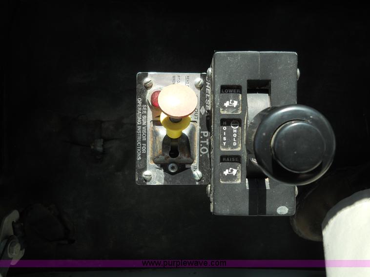 image for item 7820 1995 Freightliner FL60 insulated box truck