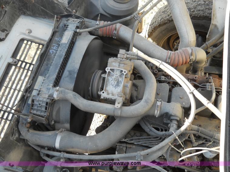 image for item 7820 1995 Freightliner FL60 insulated box truck