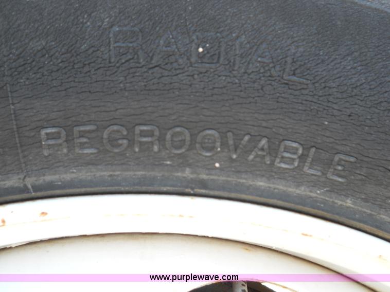 image for item 7820 1995 Freightliner FL60 insulated box truck