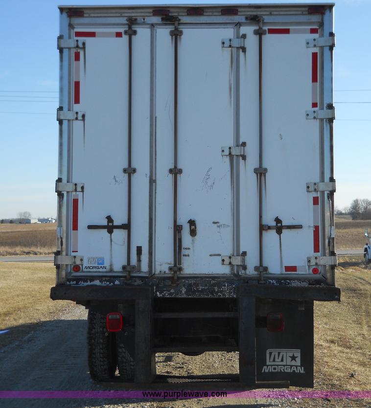 image for item 7821 1992 GMC Topkick insulated box truck