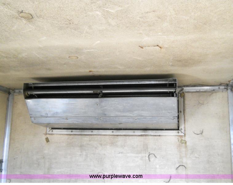 image for item 7821 1992 GMC Topkick insulated box truck