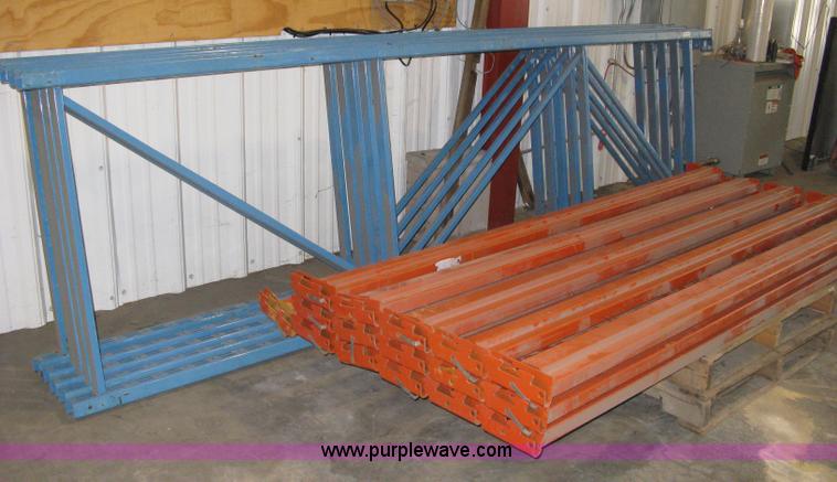 image for item 8026 Pallet racking