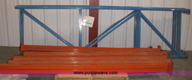 image for item 8028 Pallet racking