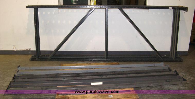 image for item 8034 Pallet racking