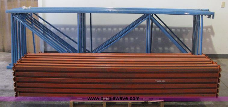 image for item 8035 Pallet racking