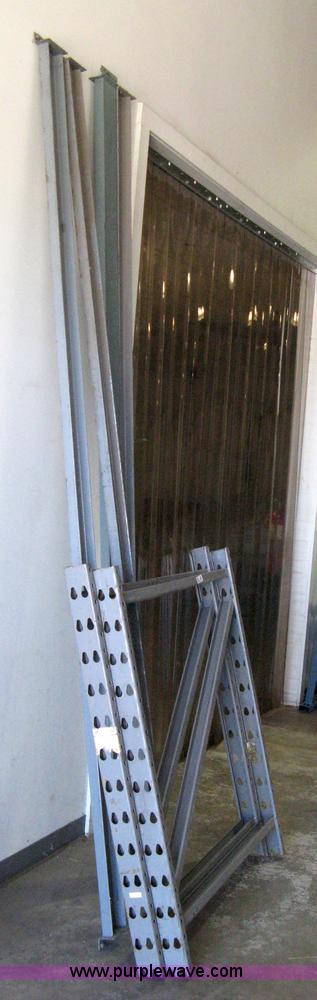 image for item 8037 Pallet racking