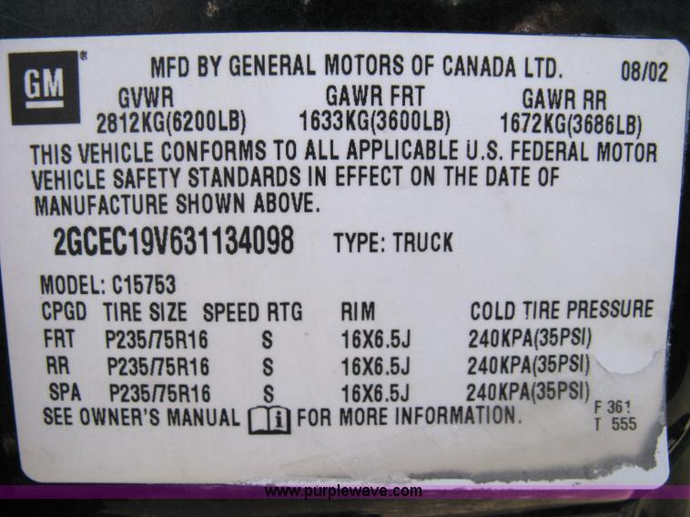 image for item 8219 2003 Chevrolet Silverado C1500 extended cab pickup truck