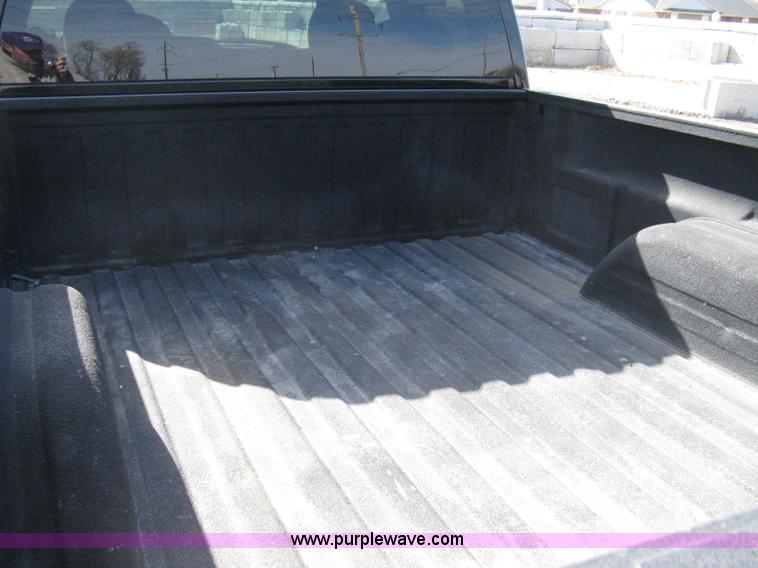 image for item 8219 2003 Chevrolet Silverado C1500 extended cab pickup truck