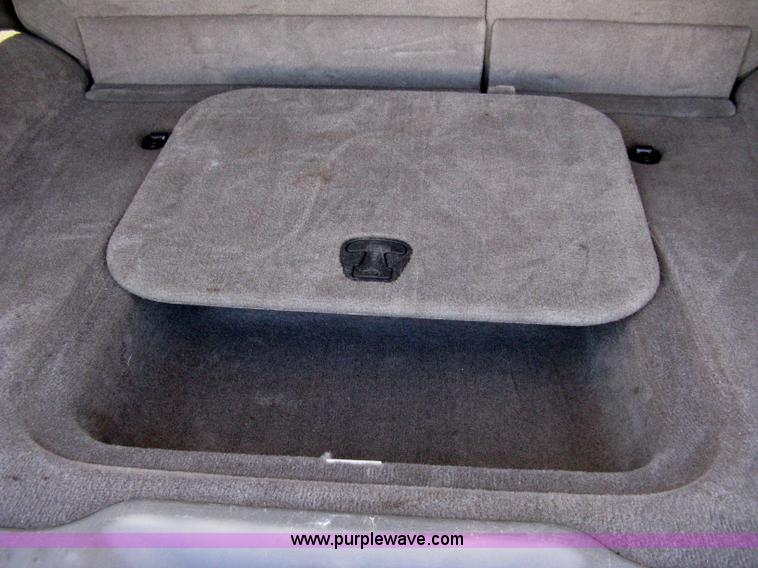 image for item 8221 2006 Chevrolet TrailBlazer LS SUV