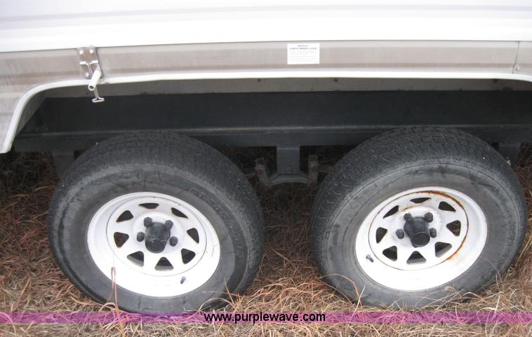 image for item 9134 2002 Dutchman 25QB fifth wheel camper