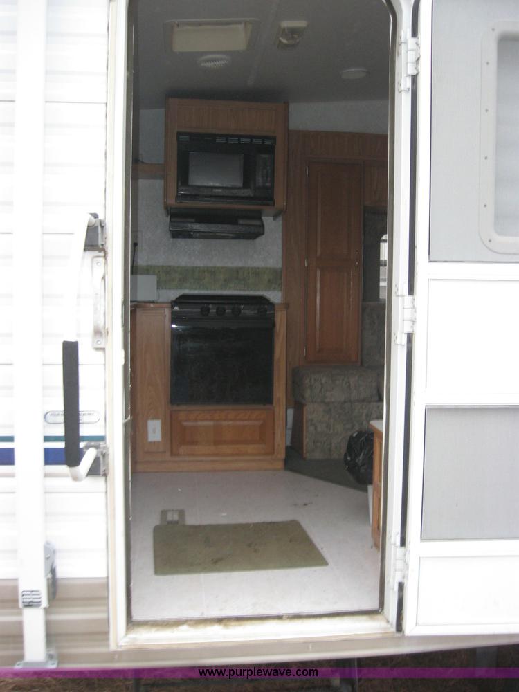 image for item 9134 2002 Dutchman 25QB fifth wheel camper