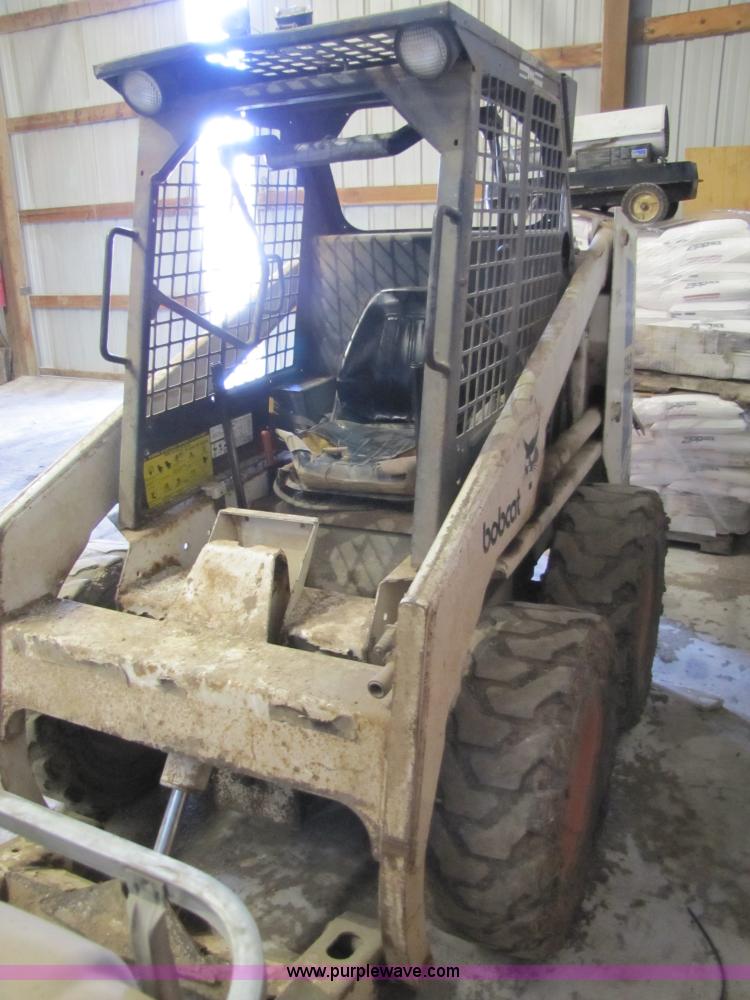 image for item 2152 Bobcat 743 skid steer