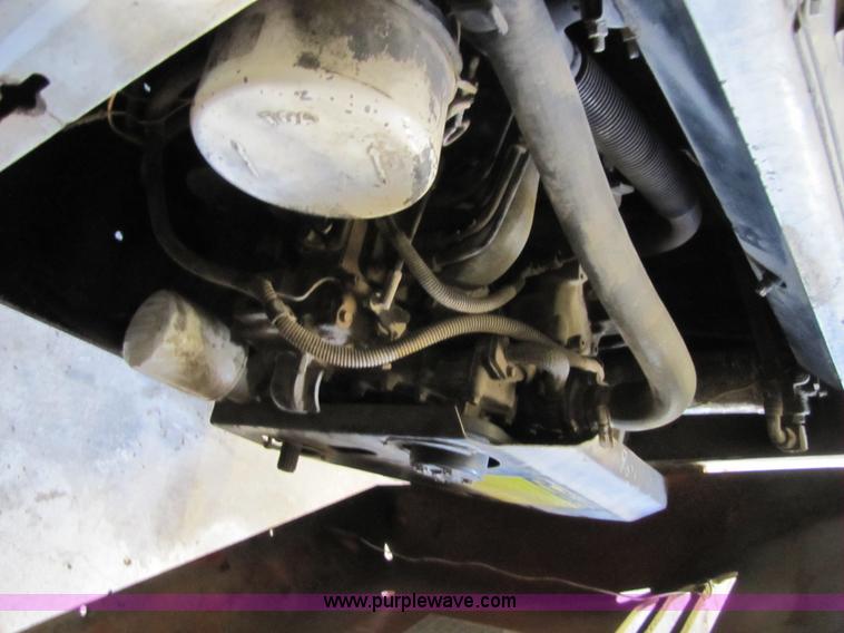 image for item 2152 Bobcat 743 skid steer