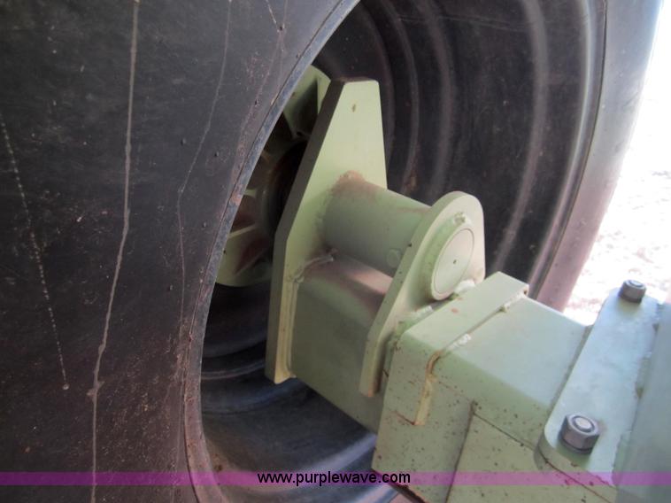 image for item 2970 Orthman 996 grain cart