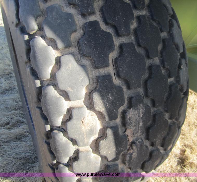 image for item 2970 Orthman 996 grain cart