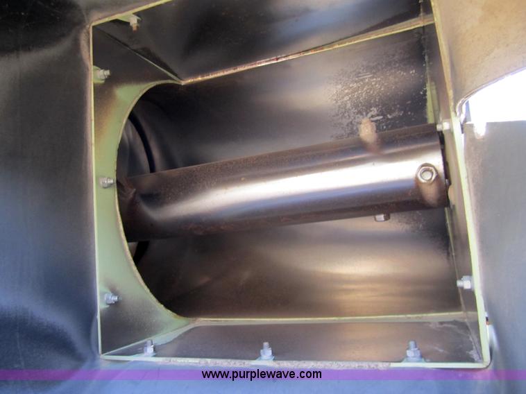 image for item 2970 Orthman 996 grain cart