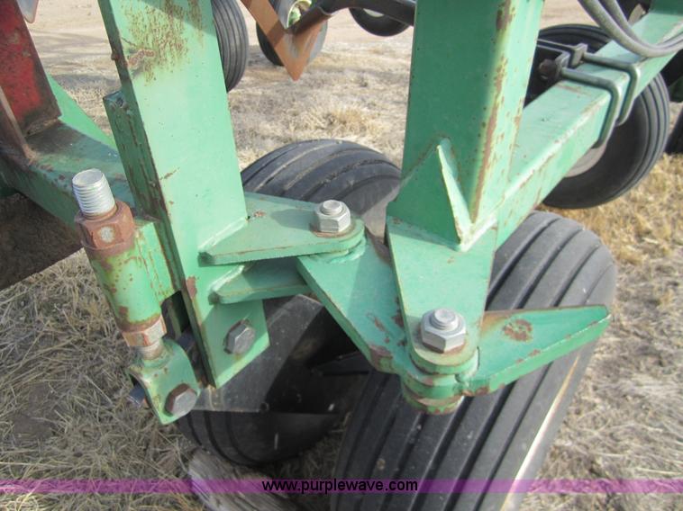 image for item 2993 Baker 7200 40' field cultivator