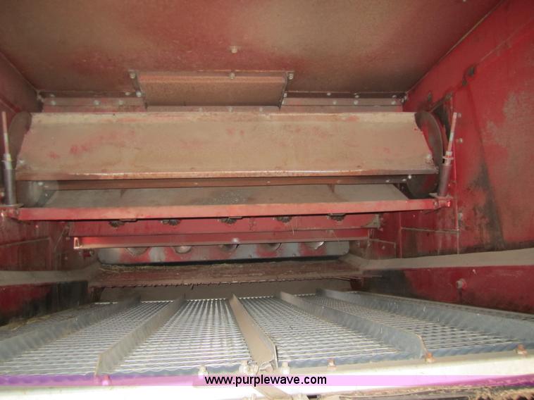 image for item 2996 1999 Case 2388 combine