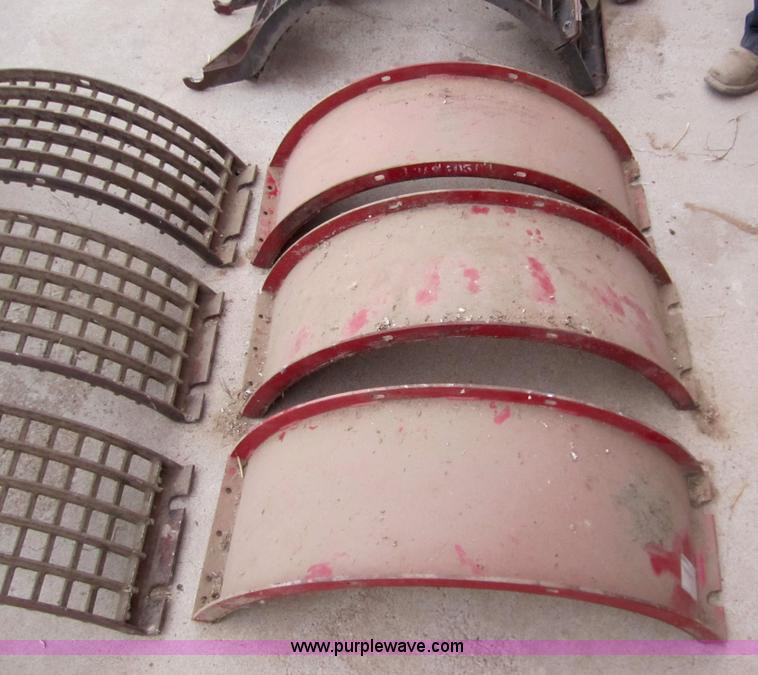 image for item 2996 1999 Case 2388 combine