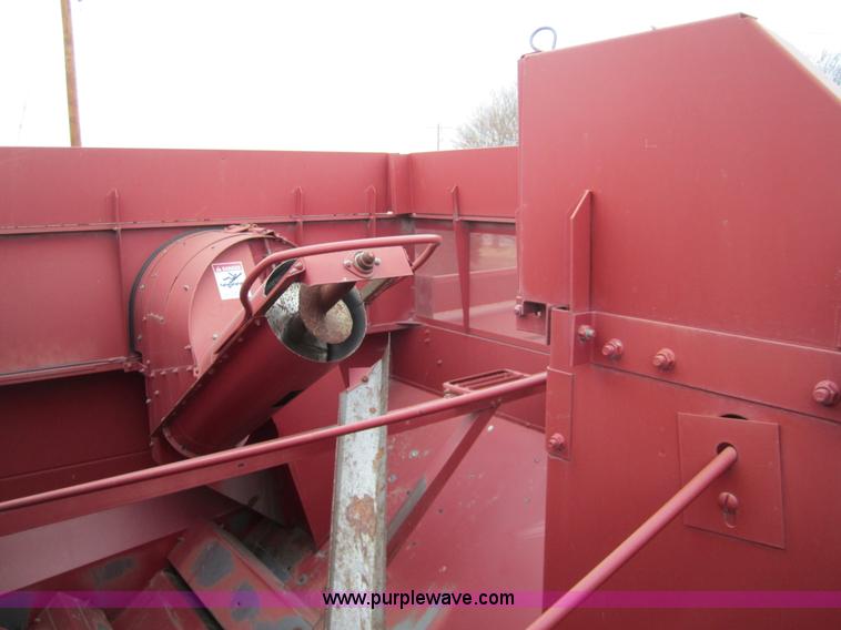 image for item 2996 1999 Case 2388 combine