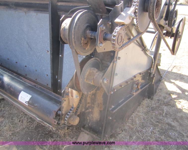 image for item 3001 1979 Gleaner L2 combine