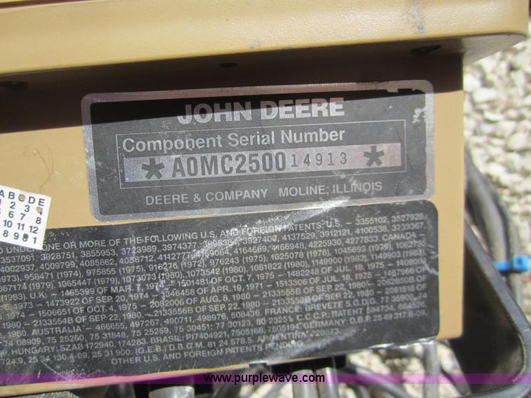 image for item 3056 1993 John Deere 7200 MaxEmerge 2 drawn conservation planter