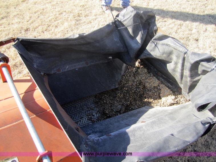 image for item 3196 Batco PS2500 95' grain conveyor