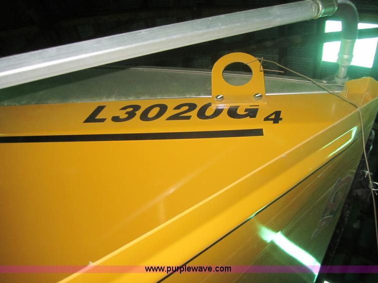 image for item 3200 Ag-Chem L3020G4 dry box spreader