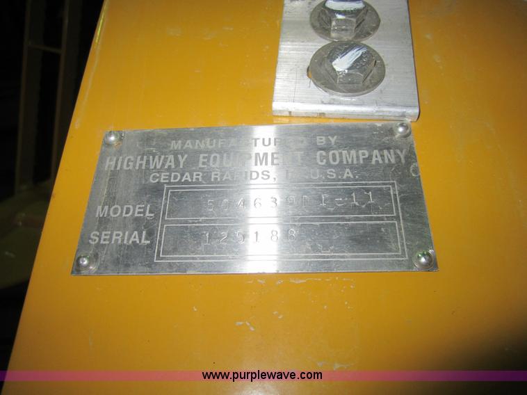 image for item 3200 Ag-Chem L3020G4 dry box spreader