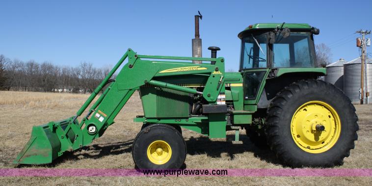 image for item 4934 1978 John Deere 4640 tractor with loader