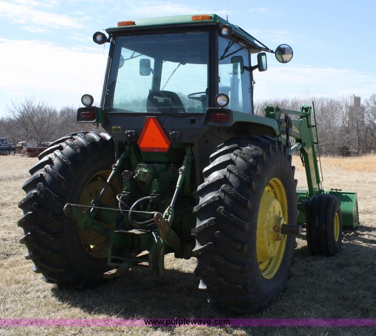 image for item 4934 1978 John Deere 4640 tractor with loader
