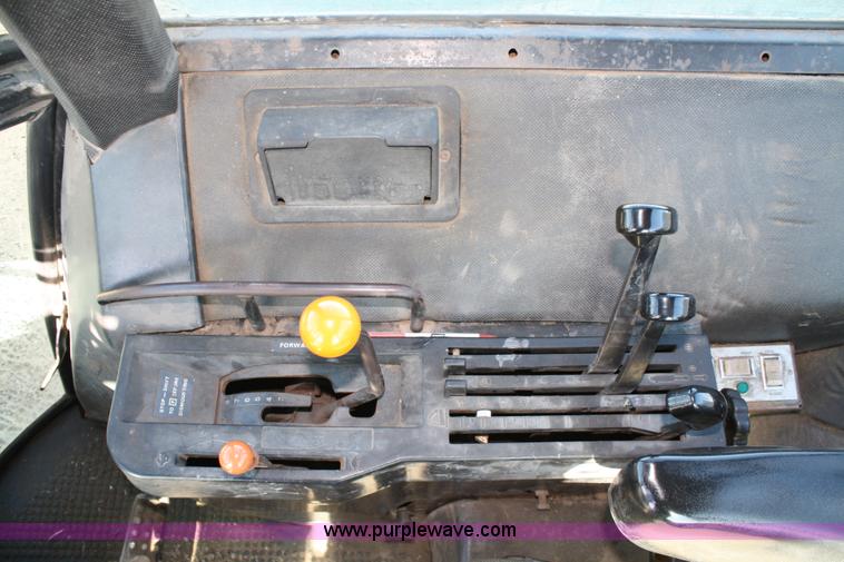 image for item 4934 1978 John Deere 4640 tractor with loader