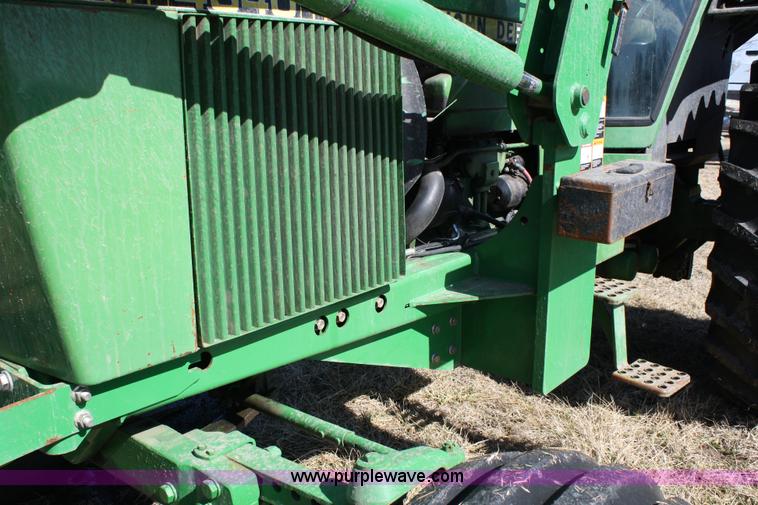 image for item 4934 1978 John Deere 4640 tractor with loader