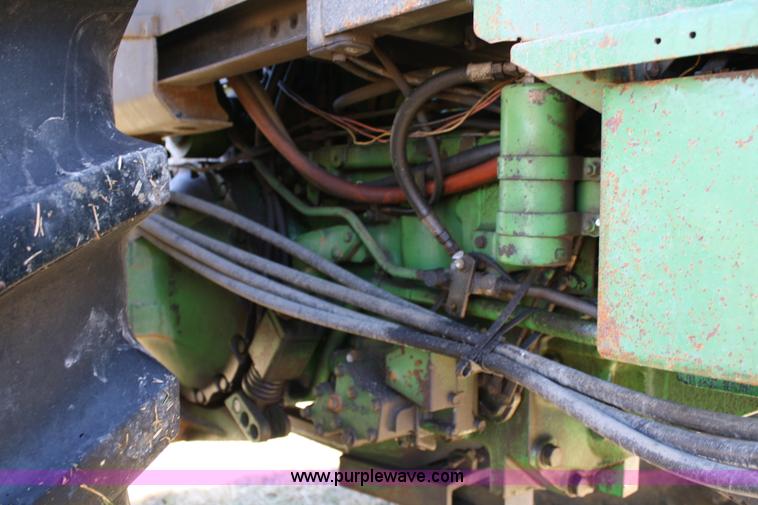 image for item 4934 1978 John Deere 4640 tractor with loader