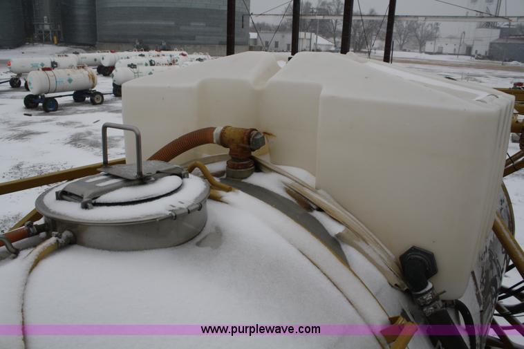 image for item 4946 1997 Ag-Chem Terra Gator 1803 sprayer