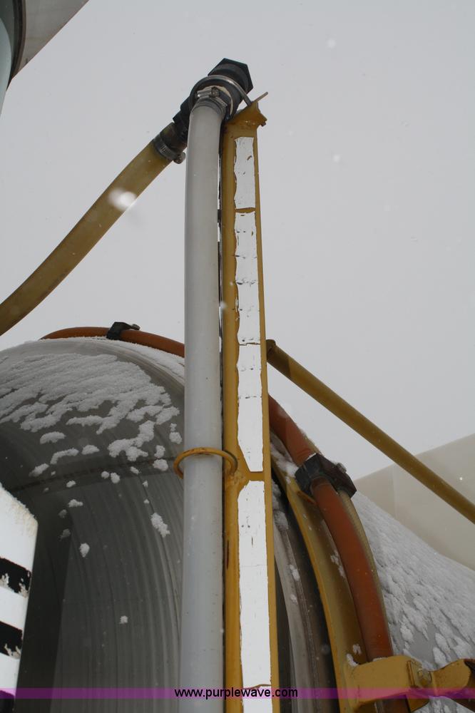 image for item 4946 1997 Ag-Chem Terra Gator 1803 sprayer