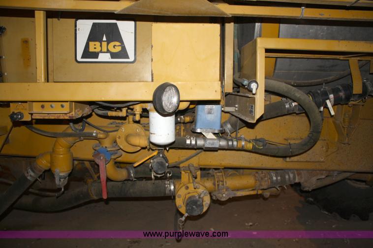 image for item 4947 1990 Ag-Chem Big A 2800 sprayer