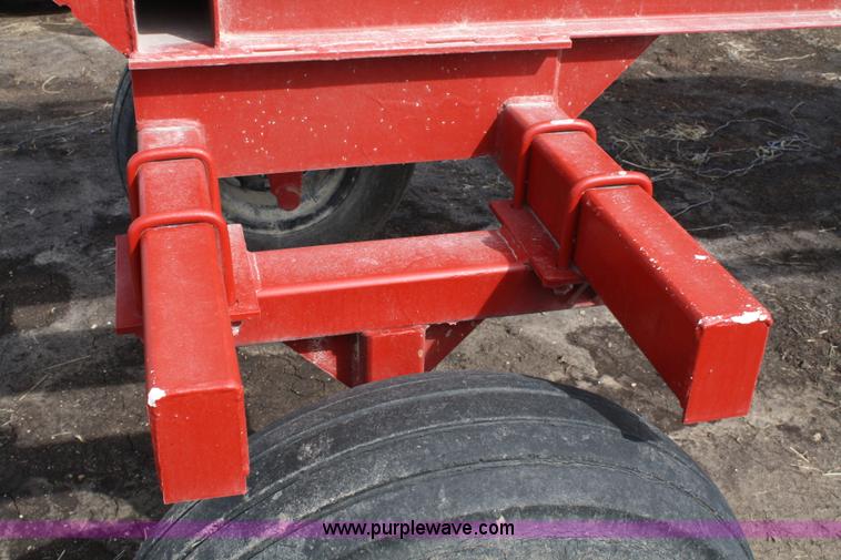 image for item 4950 1000 gallon anhydrous tank