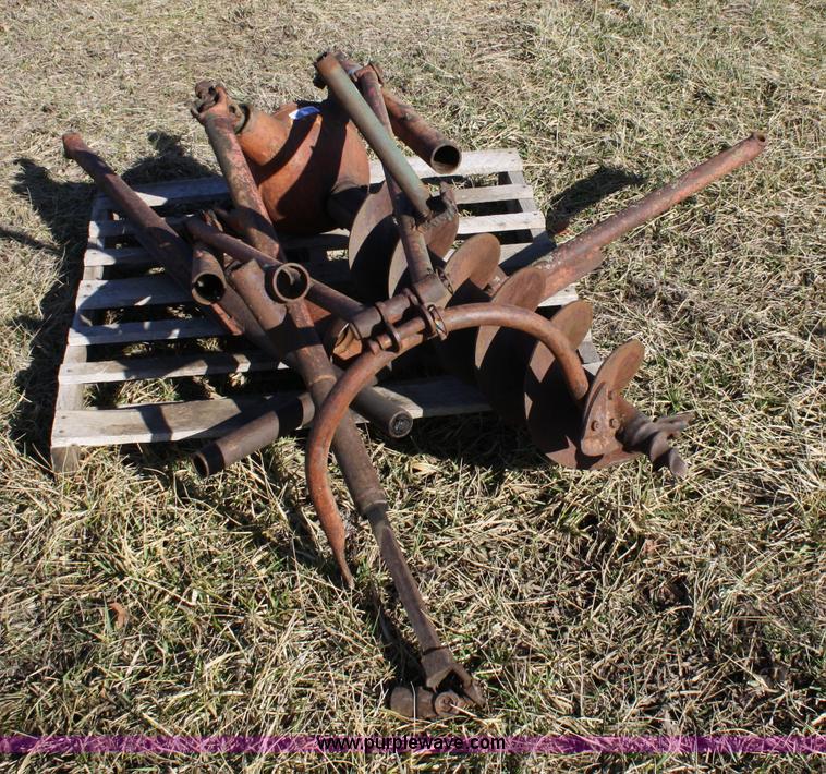 image for item 4959 Danuser post hole digger