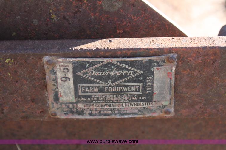 image for item 4961 Dearborn 29" three point bucket