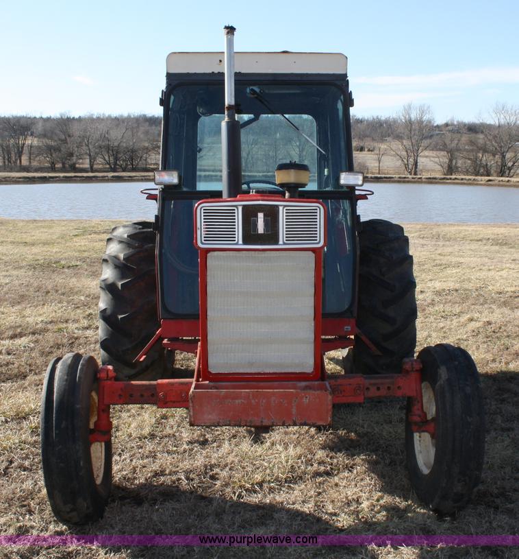 image for item 4965 International 684 tractor