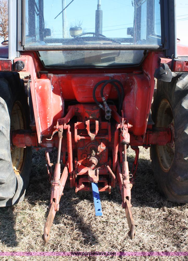 image for item 4965 International 684 tractor