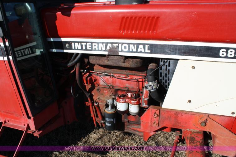 image for item 4965 International 684 tractor