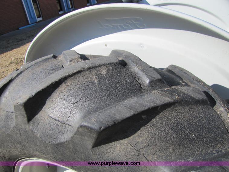 image for item 5304 1964 Ford 4000 tractor