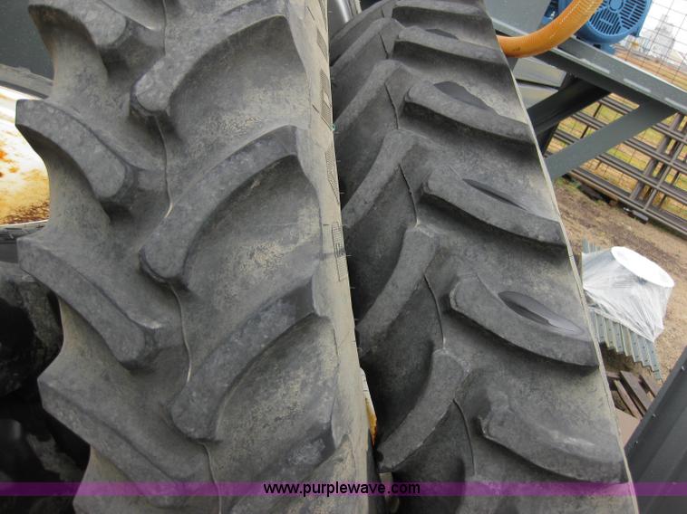 image for item 5393 2000 Sterling L8513 liquid sprayer truck with 90' aluminum booms