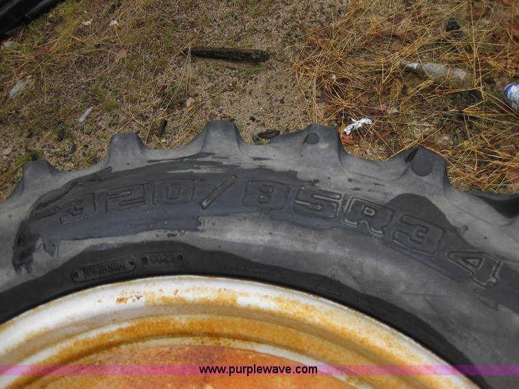 image for item 5393 2000 Sterling L8513 liquid sprayer truck with 90' aluminum booms