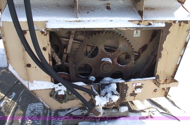 image for item 5467 Night Slinger 725 manure spreader