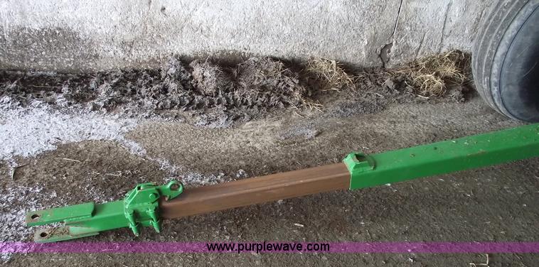 image for item 5473 350 bushel gravity wagon