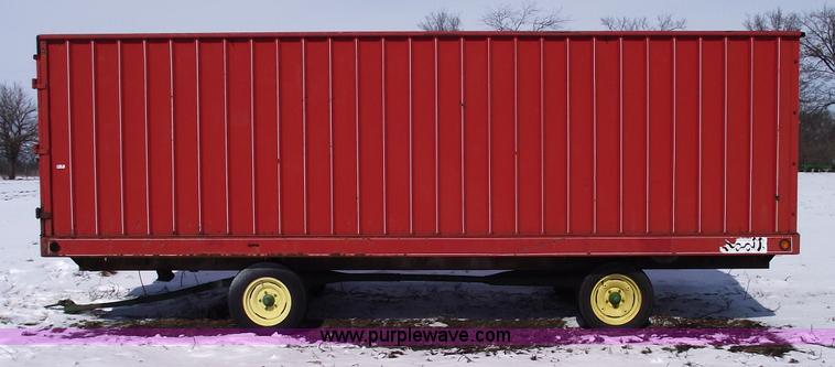 image for item 5474 20' Scott truck box