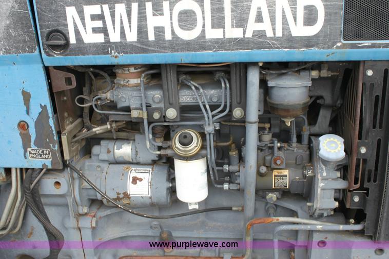image for item 6513 New Holland tractor
